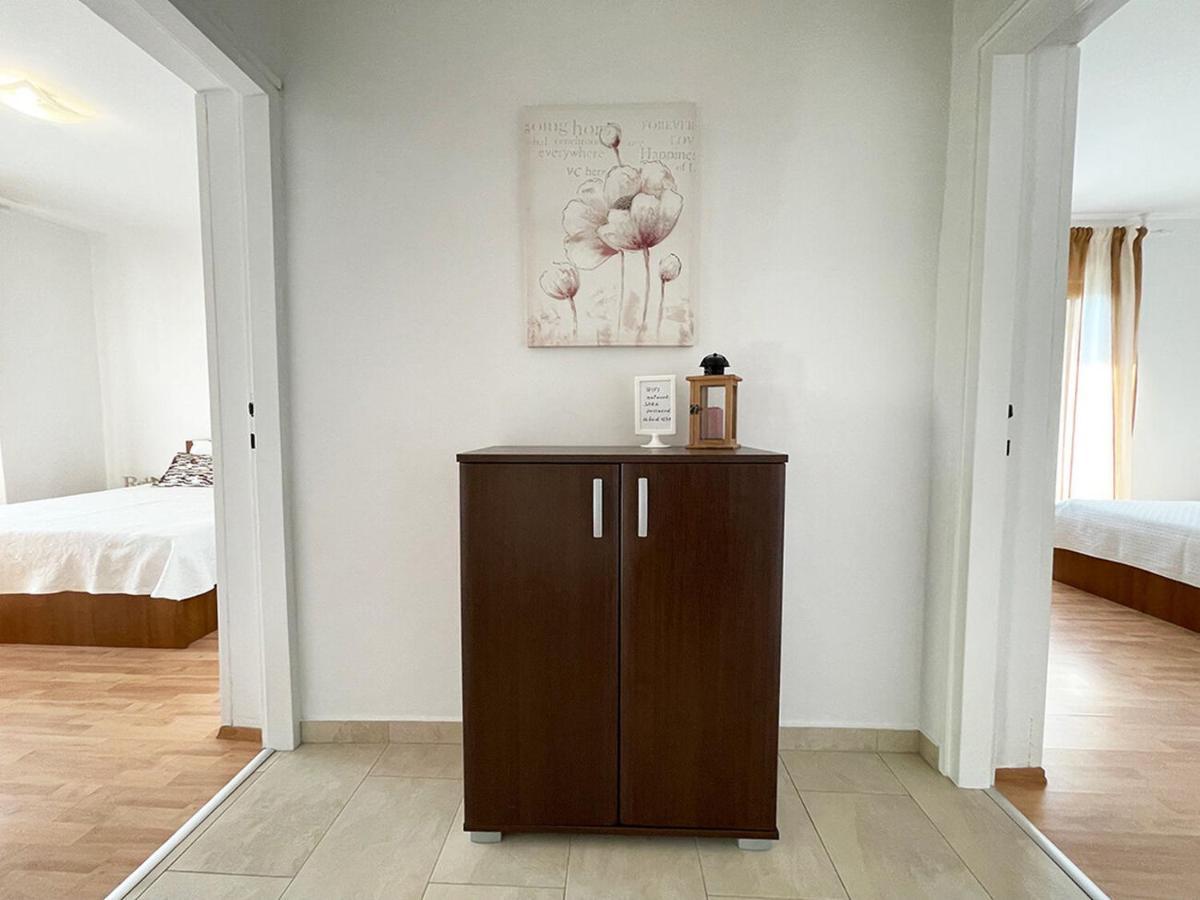 Barbat na Rabu Apartments Near The Sea Barbat מראה חיצוני תמונה