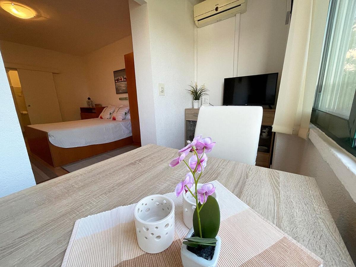 Barbat na Rabu Apartments Near The Sea Barbat מראה חיצוני תמונה
