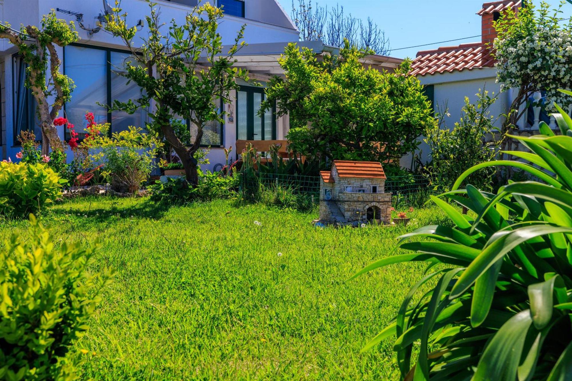Barbat na Rabu Apartments Near The Sea Barbat מראה חיצוני תמונה
